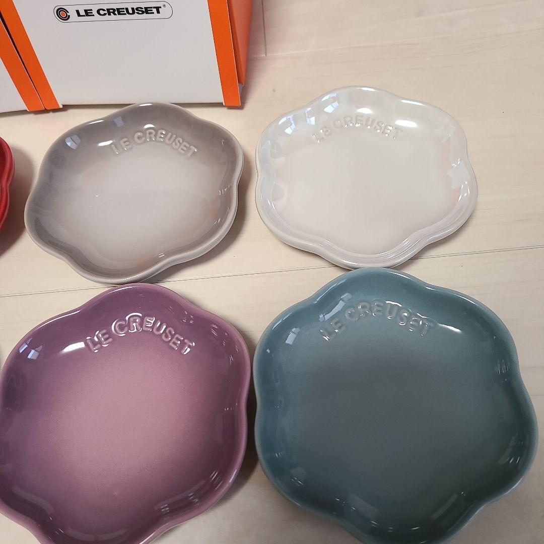 ル・クルーゼ 小皿 ミニ・スフィアフラワー8枚セット