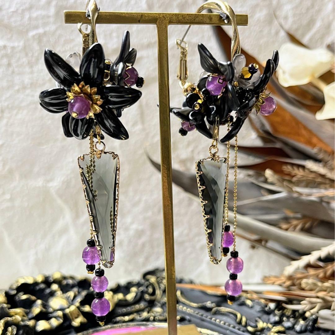 9 黒×パープル等のお花ねじれフープピアスorイヤリング