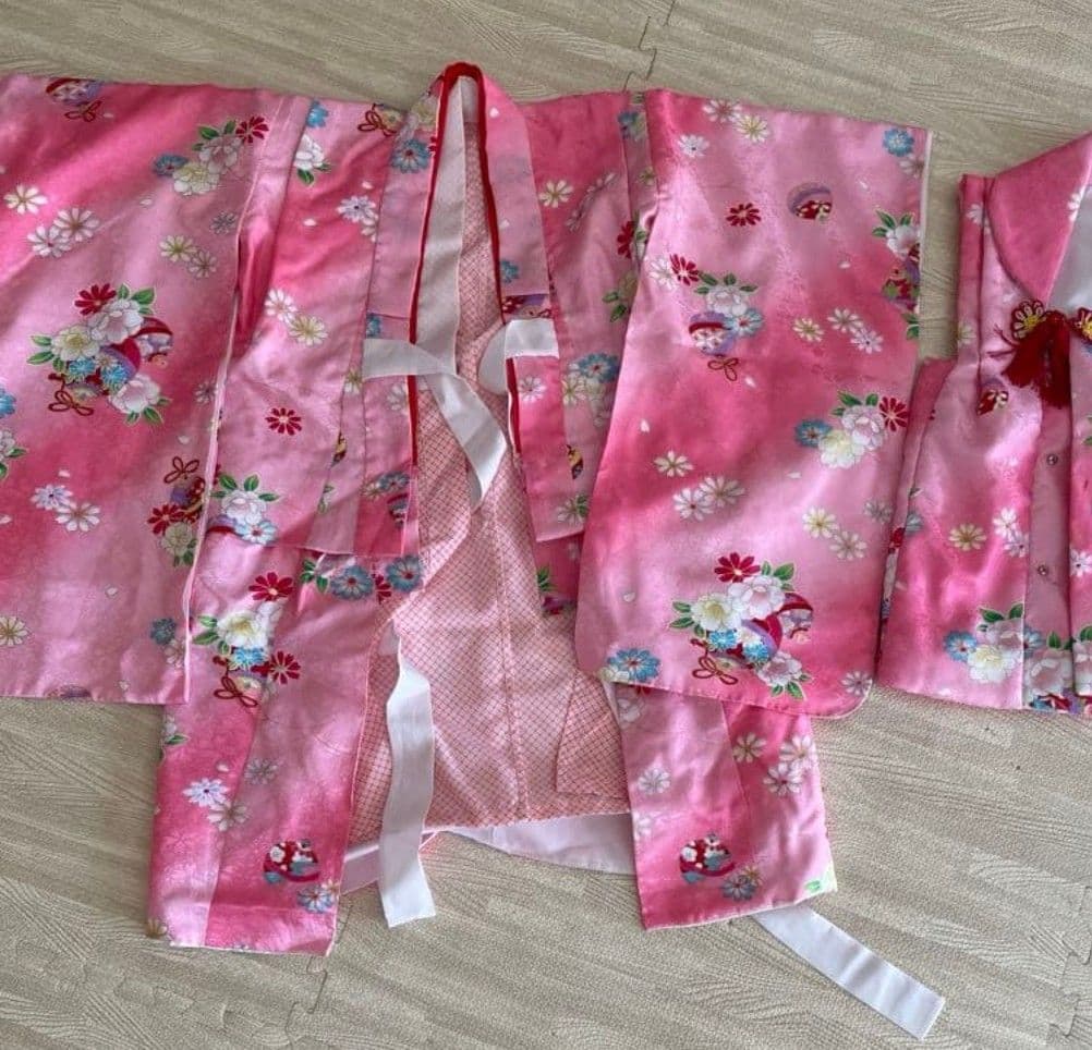 七五三　着物セット　双子　2セット　肌襦袢　被布　髪飾り　巾着　草履　足袋　花柄