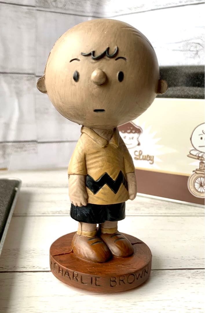 最終値下げ早い物勝ち　限定650個　ダークホース　フィギュア　チャーリーブラウン