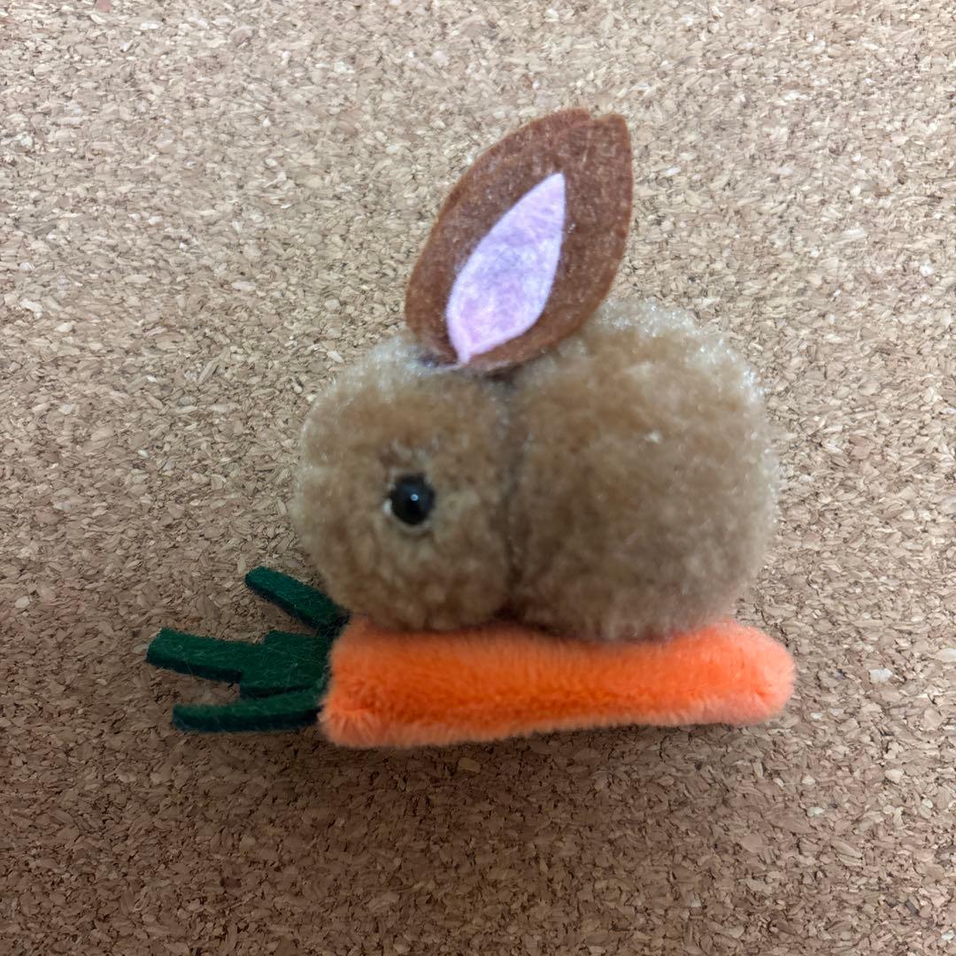 ウサギのぬいぐるみ＆オレンジ色スライム アミューズメント景品セット