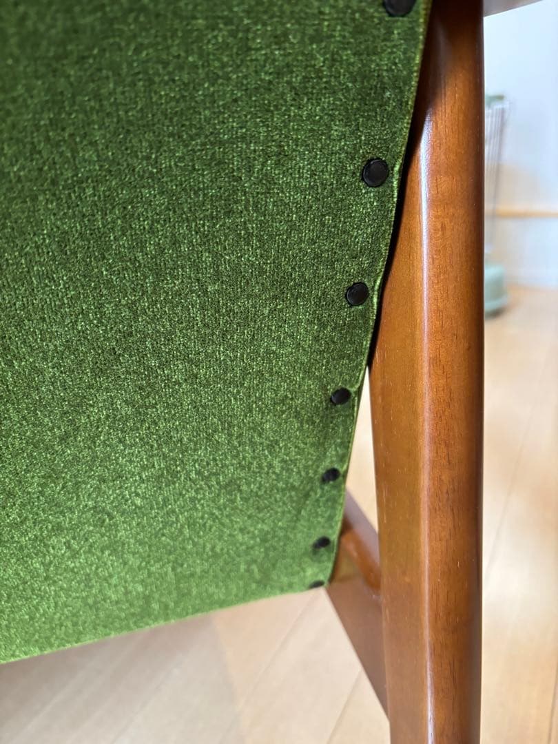 カリモク60 Ｋチェア　モケットグリーン