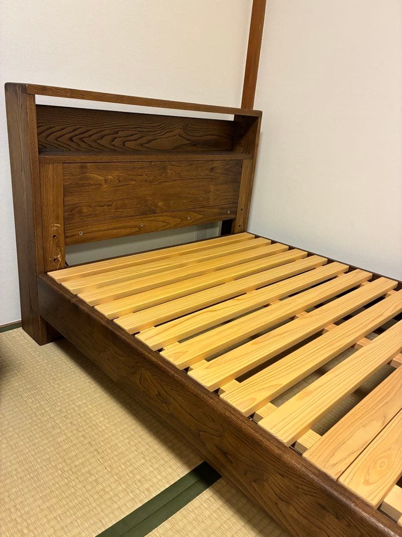 無垢家具　シングルベッドフレーム　栗/檜