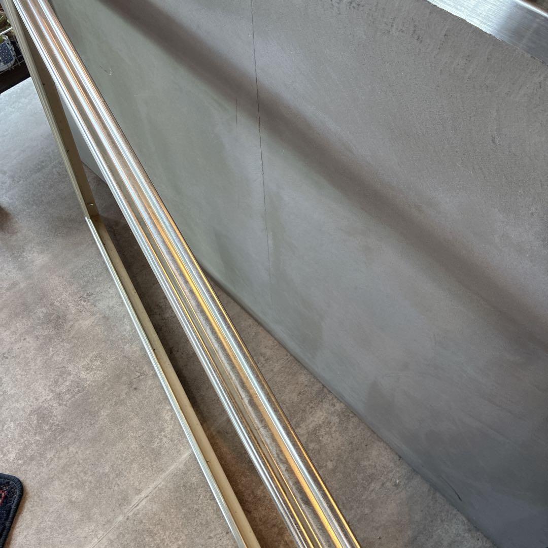 美品　（銀)シルバー油絵額　ディスプレイ