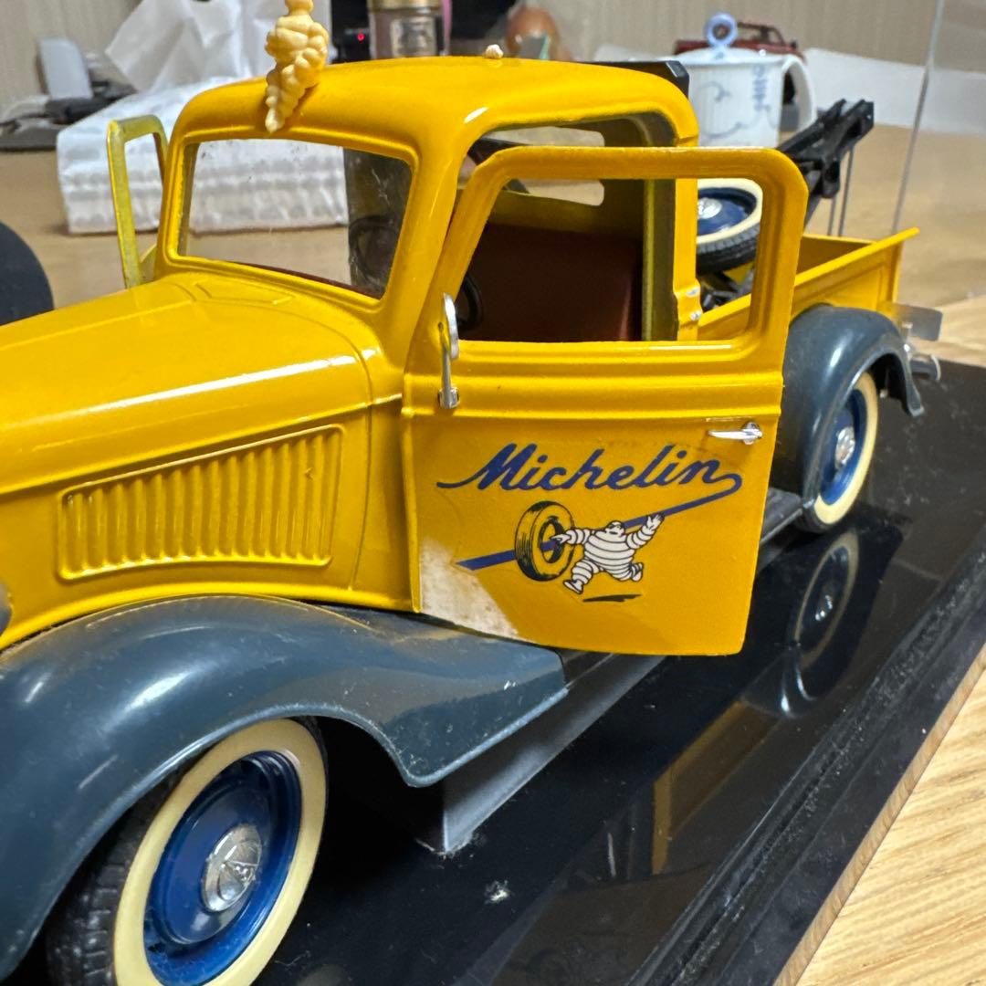Michelin フォードピックアップトラック 1/24