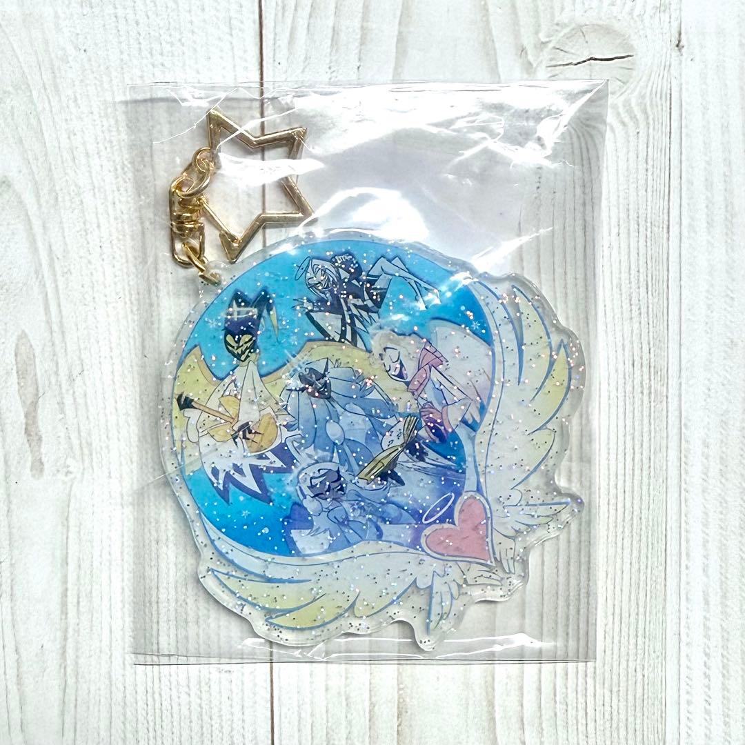 ハズビンホテル クリスマス アクリルキーホルダー - メルカリ