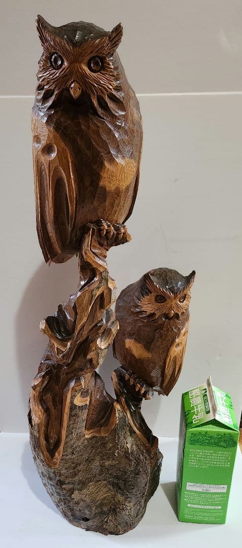 二羽の木彫り梟 フクロウ 天然木彫刻 置物 オブジェ 縁起物