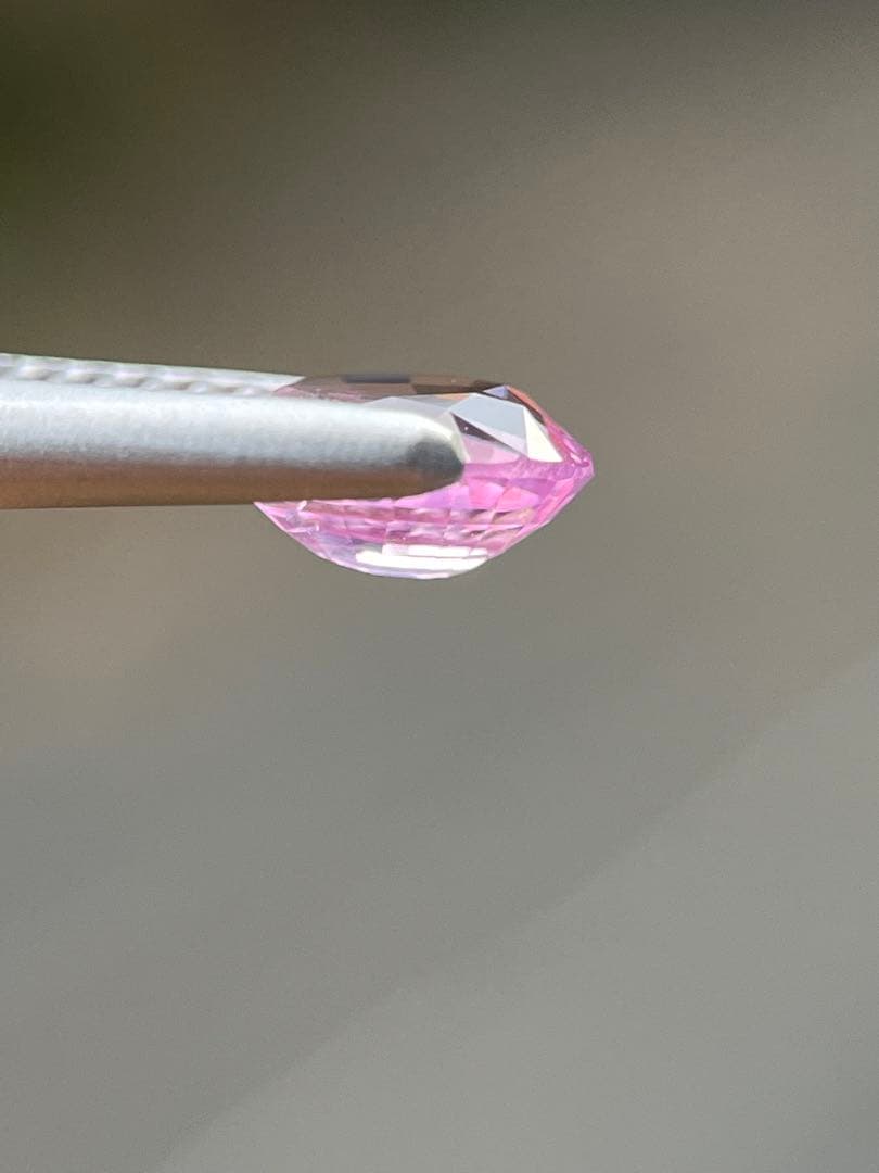 ピンクサファイアルース 0.9ct Natural pink Sapphire
