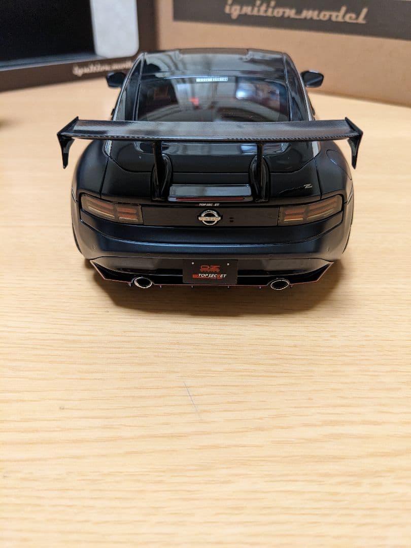 イグニッションモデル1/18　トップシークレット フェアレディZ(RZ34)