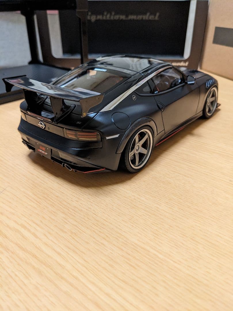 イグニッションモデル1/18　トップシークレット フェアレディZ(RZ34)
