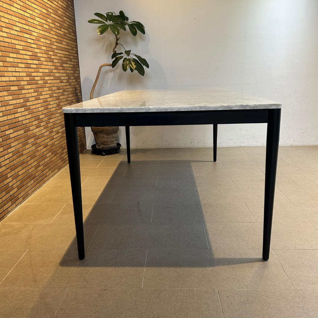 ♥ＡＬＭＯＮＩＡ/アルモニア大理石ダイニングテーブル　幅１８０