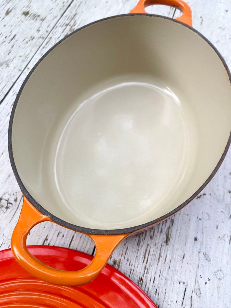 【美品】ルクルーゼ オーバルココット25 鋳物 ホーロー鍋 フランス製