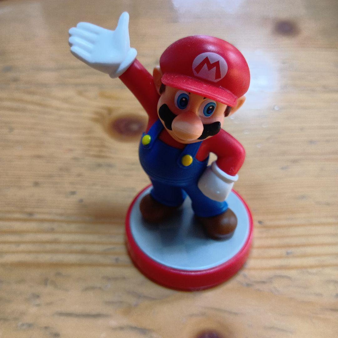 マリオ フィギュア 約10cm 手を挙げている - メルカリ