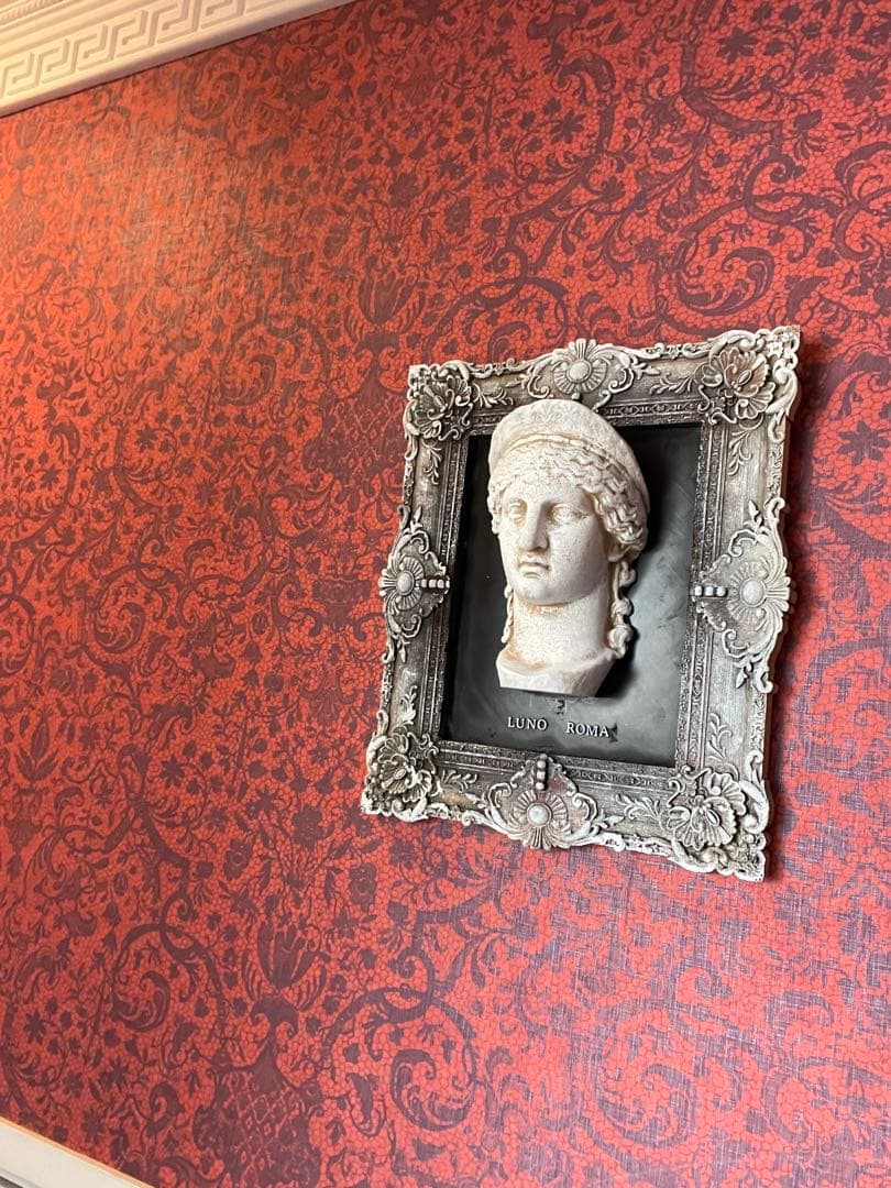 ローマの女神ユノ,またはギリシャの女神ヘラ。女性、愛、そして子供たちの守護神。