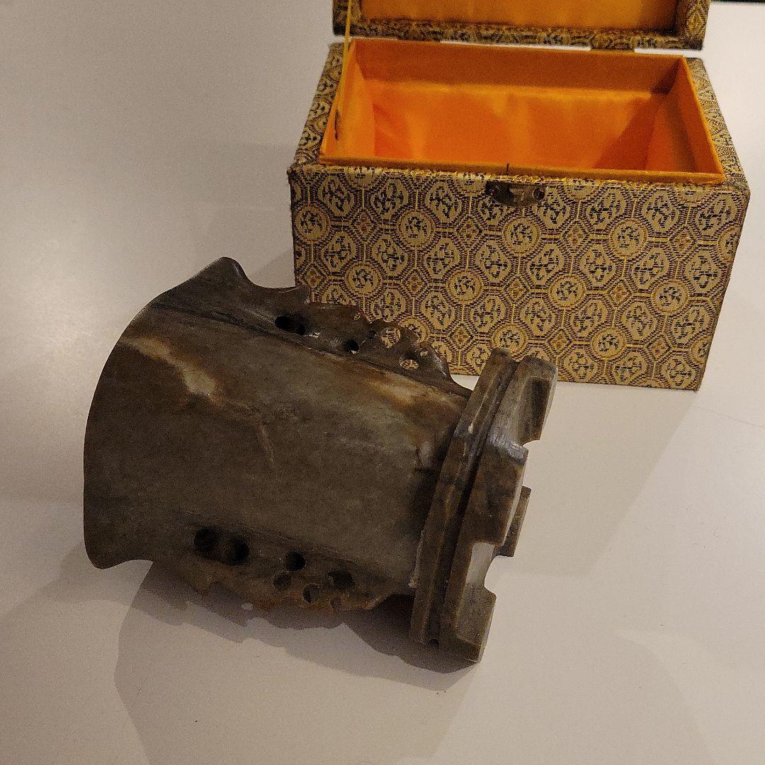 中国 玉石 ？ 大理石 ？ 置物