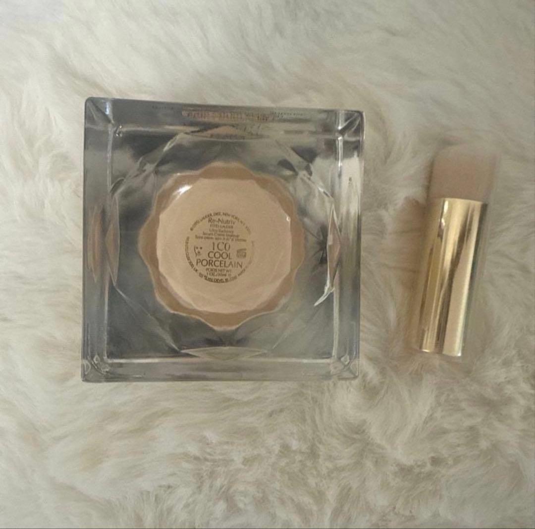 ファンデーション ESTEE LAUDER Re-Nutriv Ultra Radiance