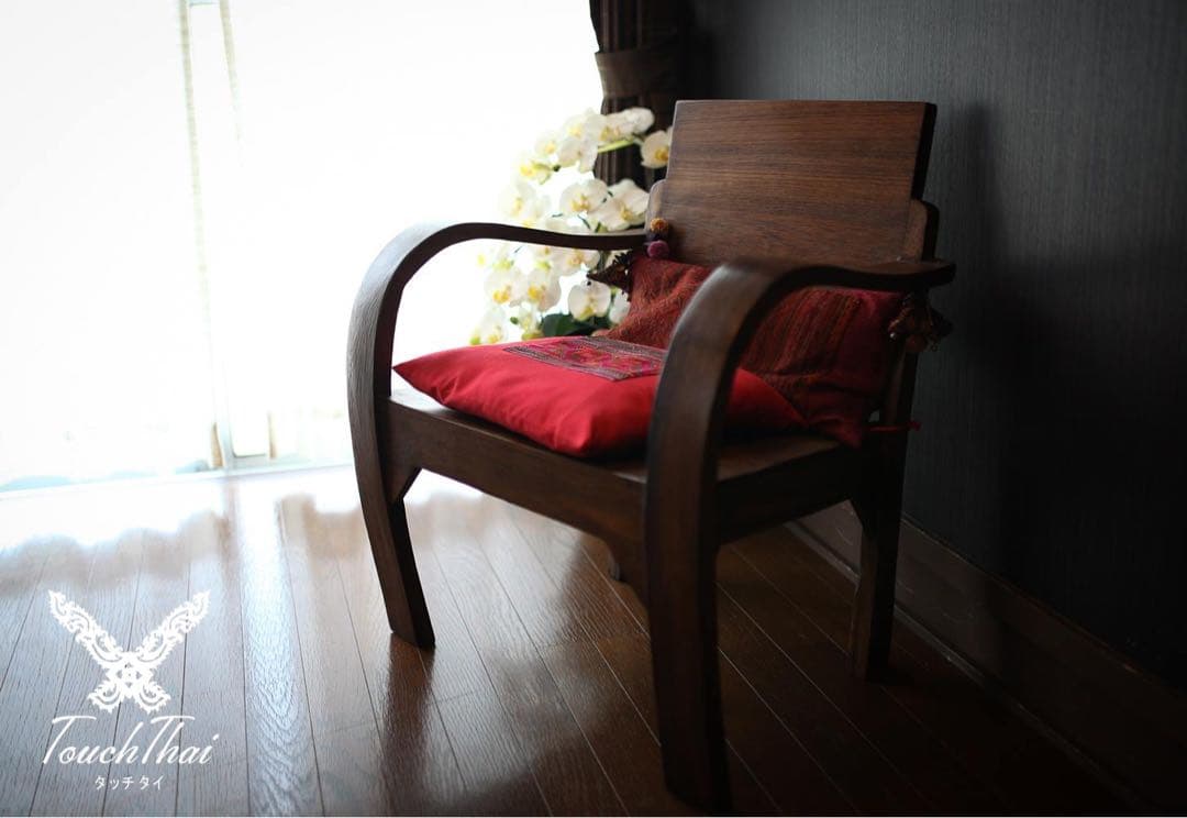 【タイのチェンマイ産】ハンドメイド 木製テーブル&チェア4脚セット (引取限定)