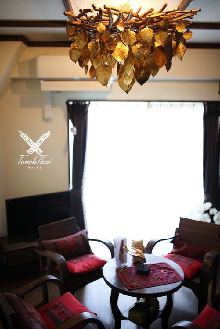 【タイのチェンマイ産】ハンドメイド 木製テーブル&チェア4脚セット (引取限定)