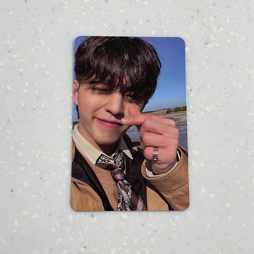 SEVENTEEN エスクプス トレカ - メルカリ