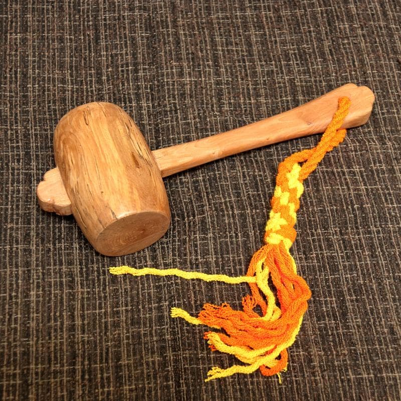 うちでのこづち（打ち出の小槌）手作りDIY木製置物木彫りヒメシャラ材アカラギ