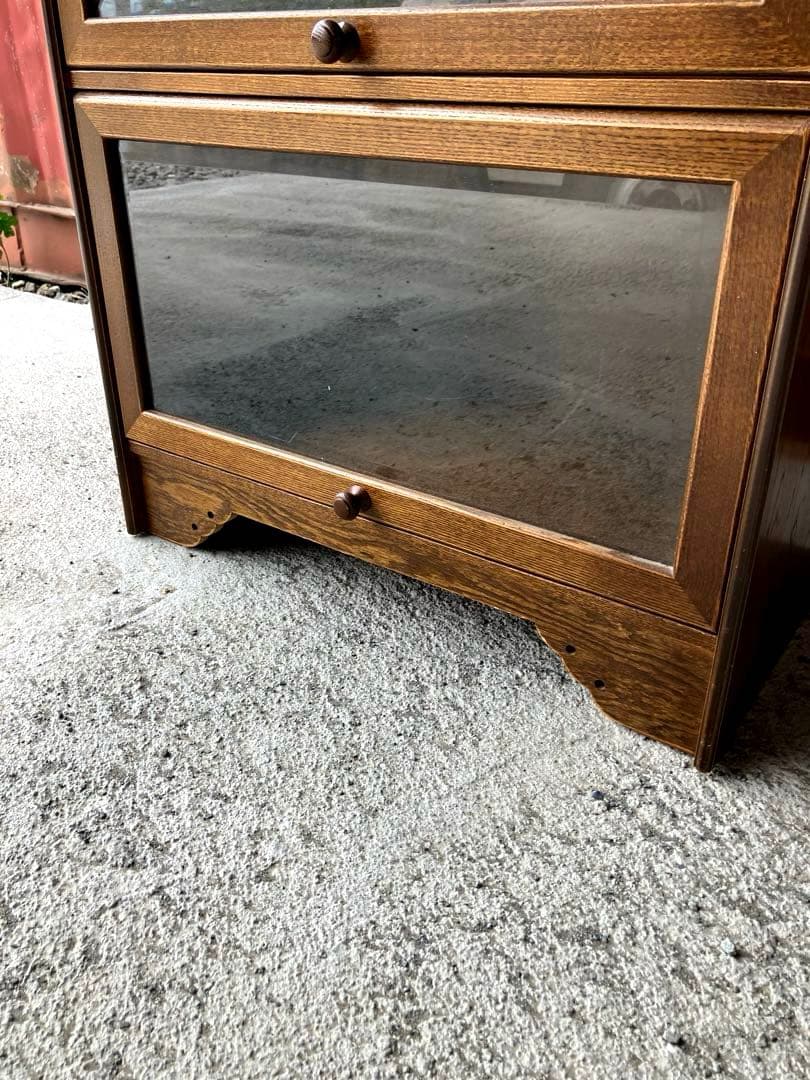 ガラスキャビネット　インテルナ南條