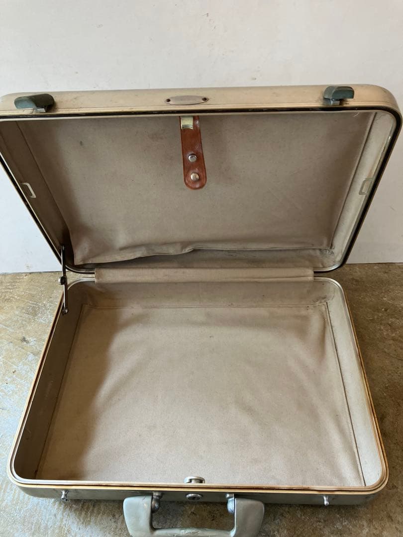 HALLIBURTON アルミニウムケース