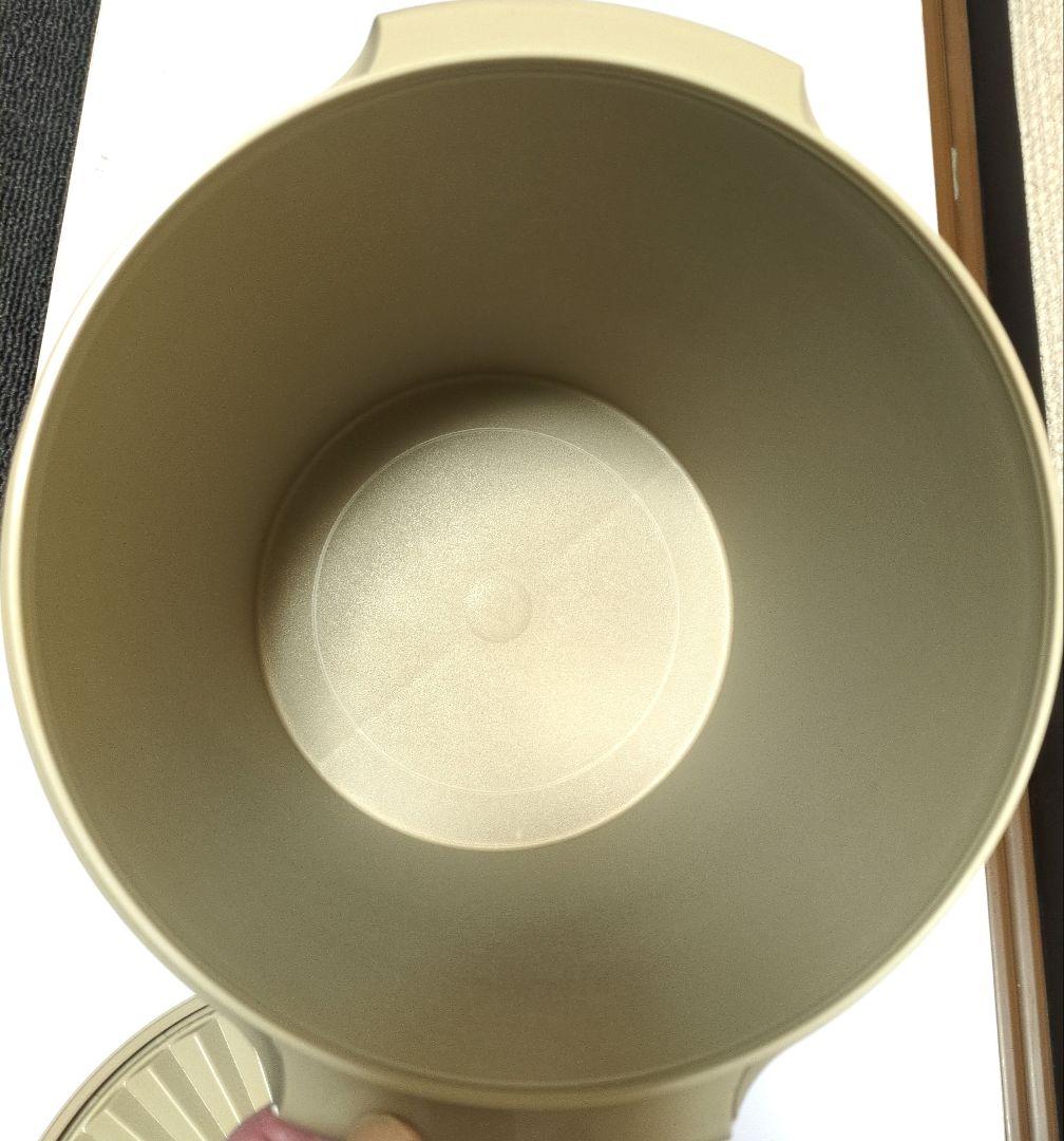 タッパーウェア　マキシデコレーター