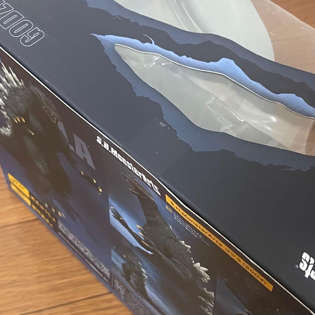 新品未開封 S.H.MonsterArts ゴジラ 2004 フィギュア