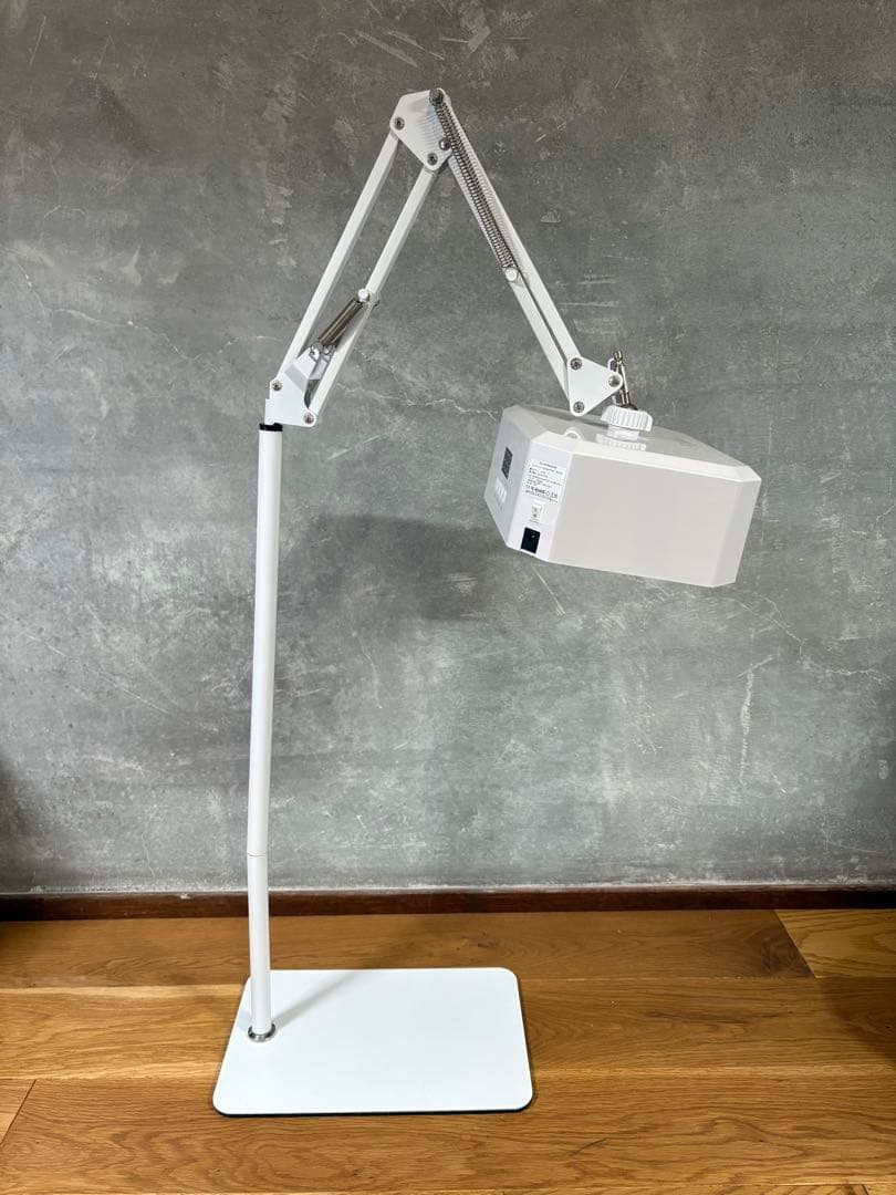 Ann Professional アンプロフェッショナルLED&UVライト