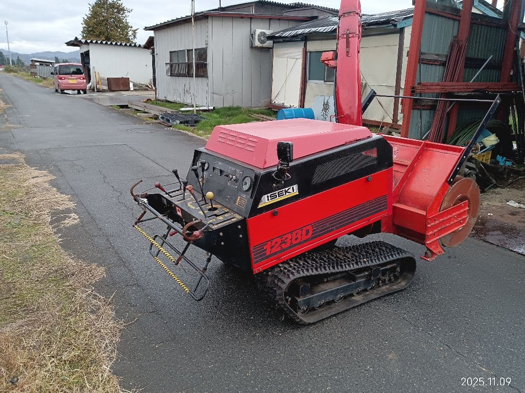再値下げしました　希少イセキ38馬力除雪機ディーゼルターボ　山形
