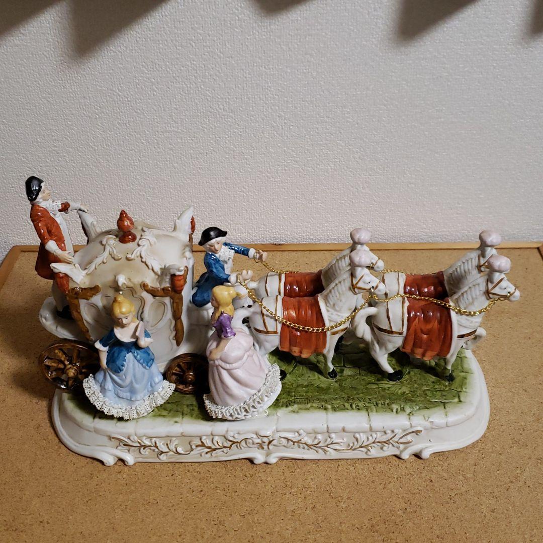 陶器 馬車 置物 アンティーク 貴婦人 馬車と貴婦人 - メルカリ