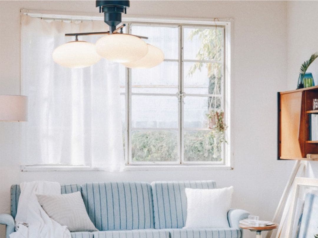 3灯式 ホワイト ガラスシーリングライト