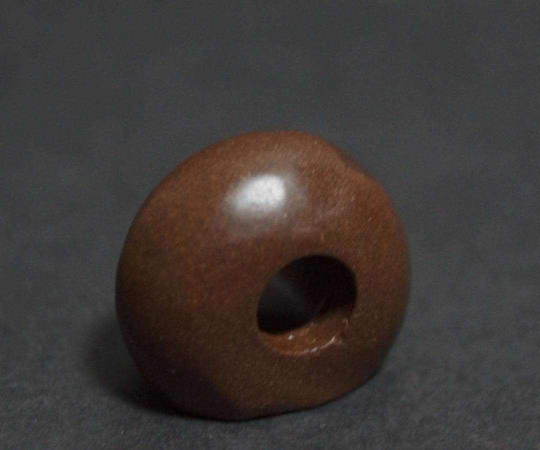 古代ギリシャ 石製 大玉印章『歩く鳥とラテン文字』ドーム型シール 印材 提げ物