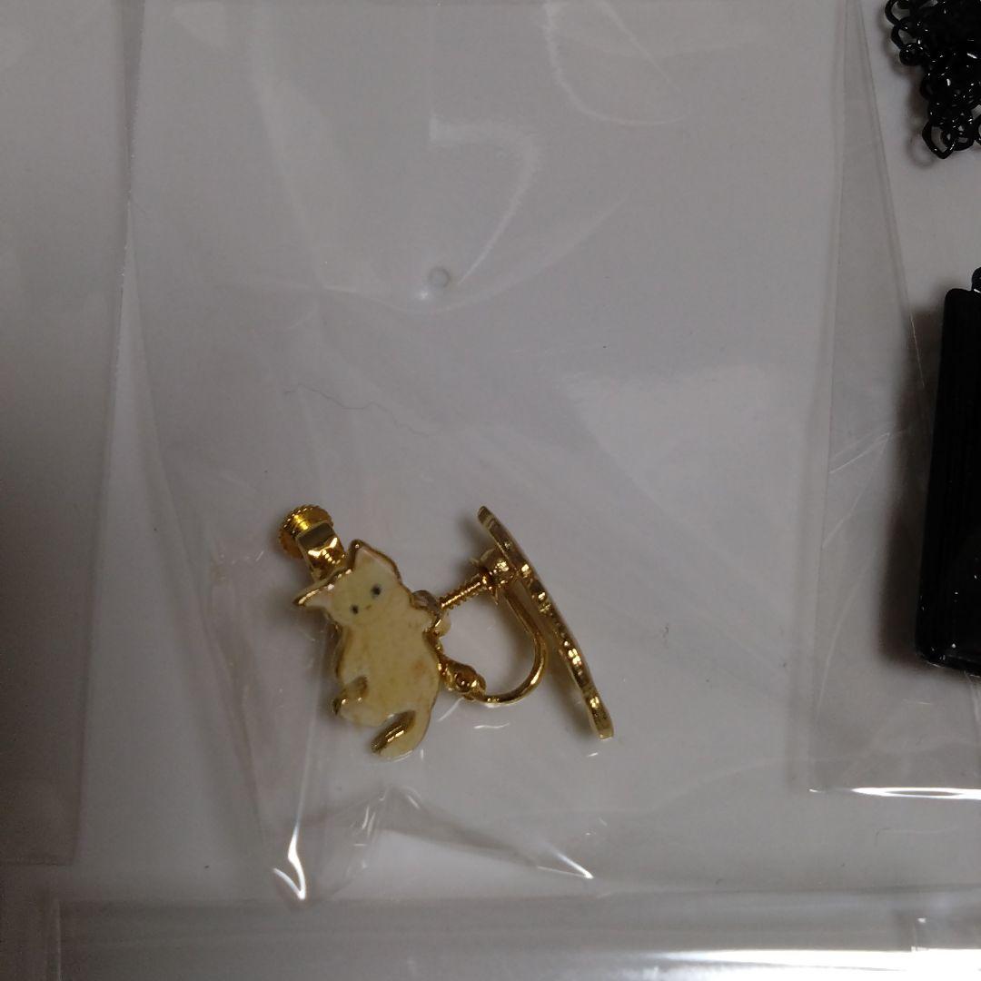 フランシュリッペ　ブローチほかまとめうり