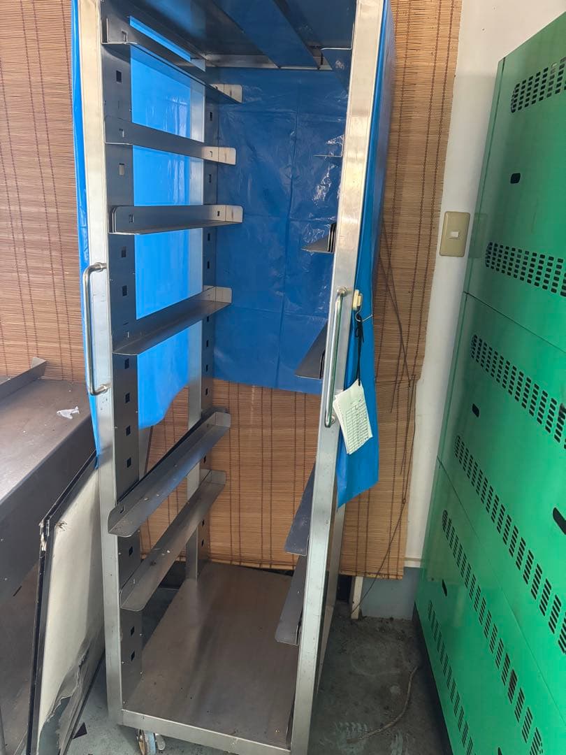 厨房ステンレス製 パン収納ラック キャスター付き 6段