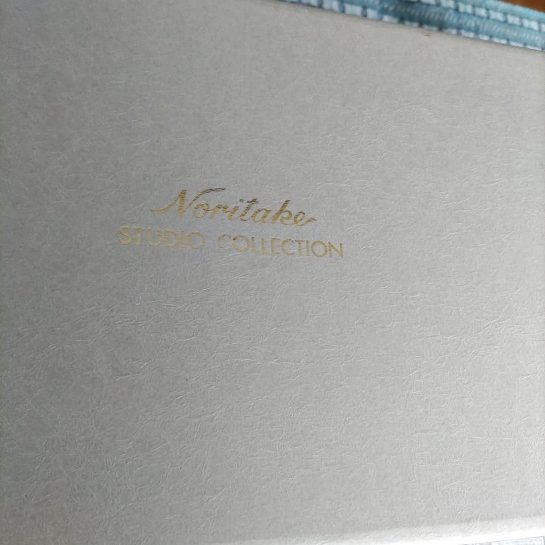 Noritake　ノリタケ　置物　フィギュリン　雄鶏　雌鶏　鶏　にわとり