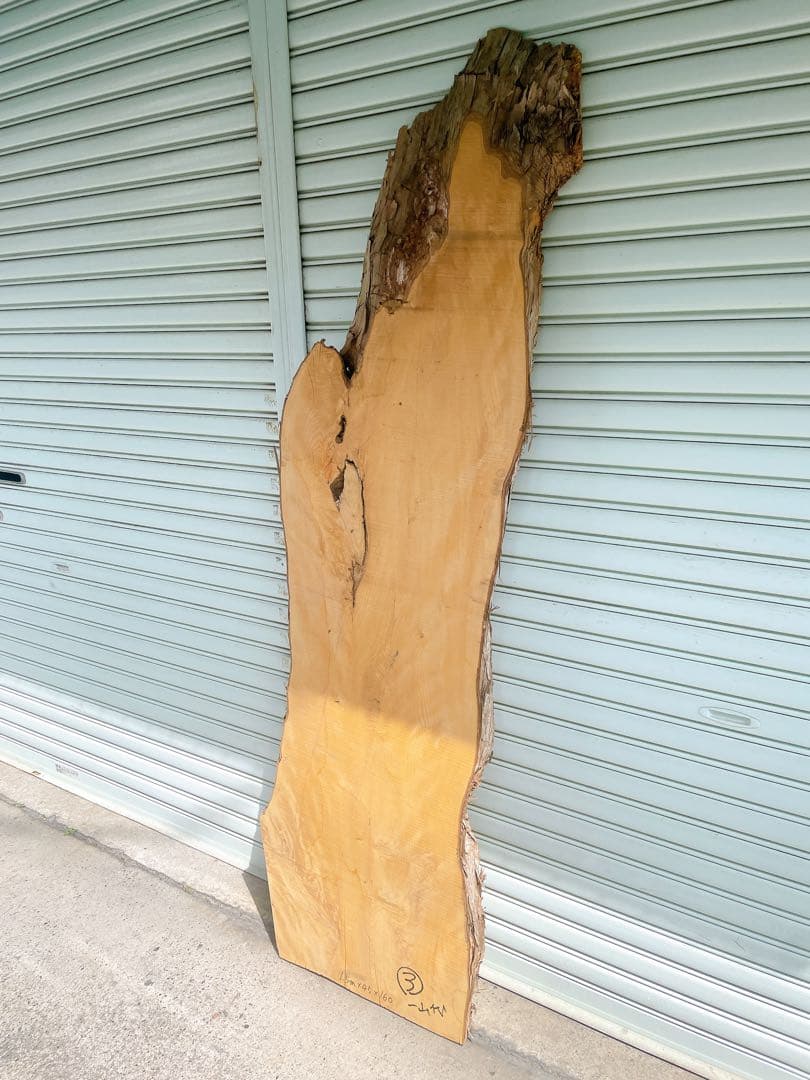 天然　イヌマキ　DIY材　木材　天板　テレビ台　無垢材　カウンターテーブル