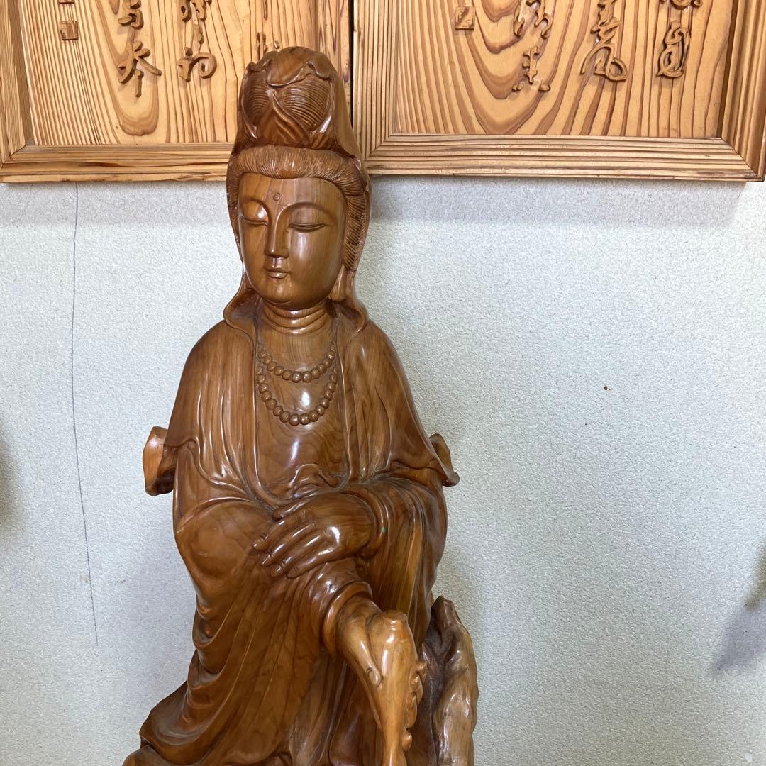 木彫　滴水観音菩薩立像