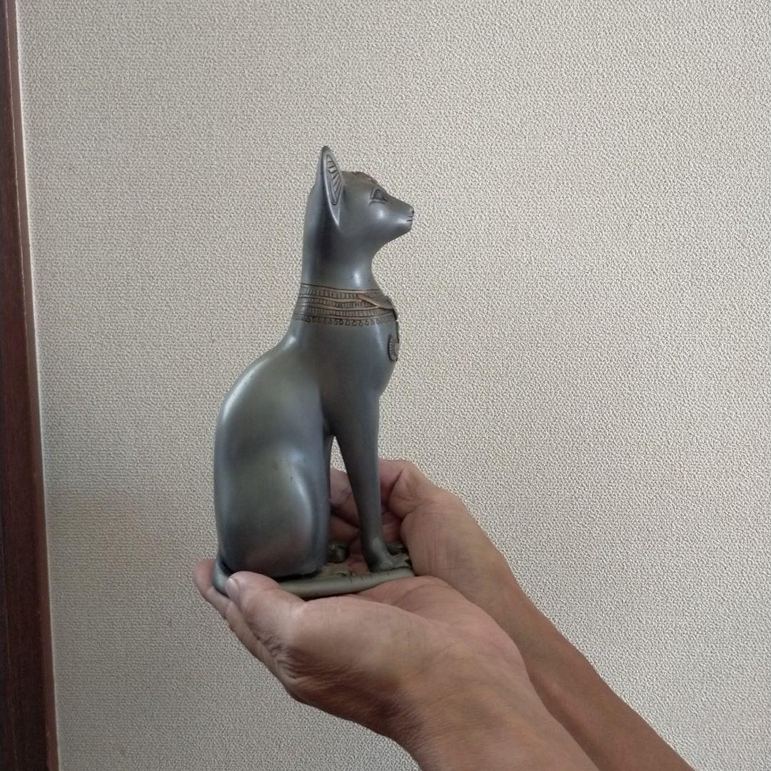 猫の置物