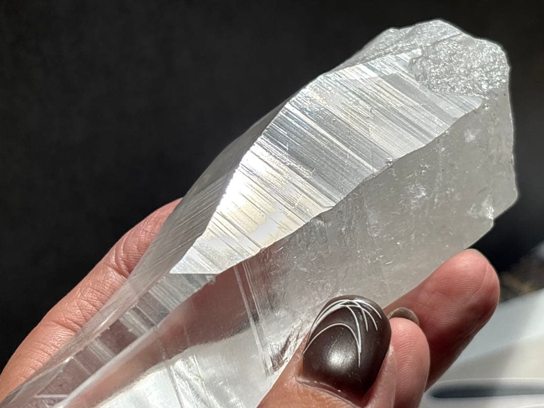 《レムリアンシード＊大型ポイント×クォーツイン・虹入り》