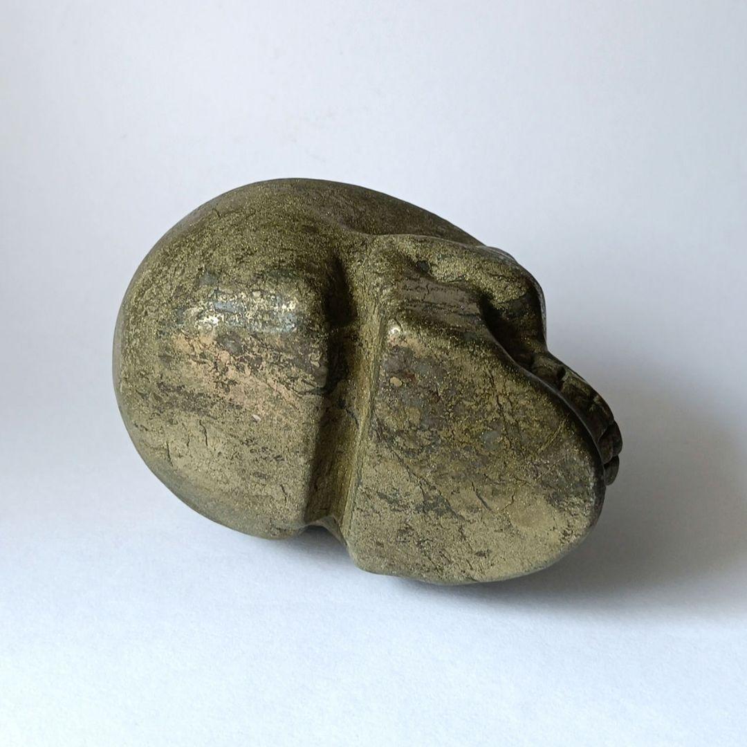 スカル　990g　パイライト　黄鉄鉱　骸骨　髑髏　ドクロ　天然石　置物