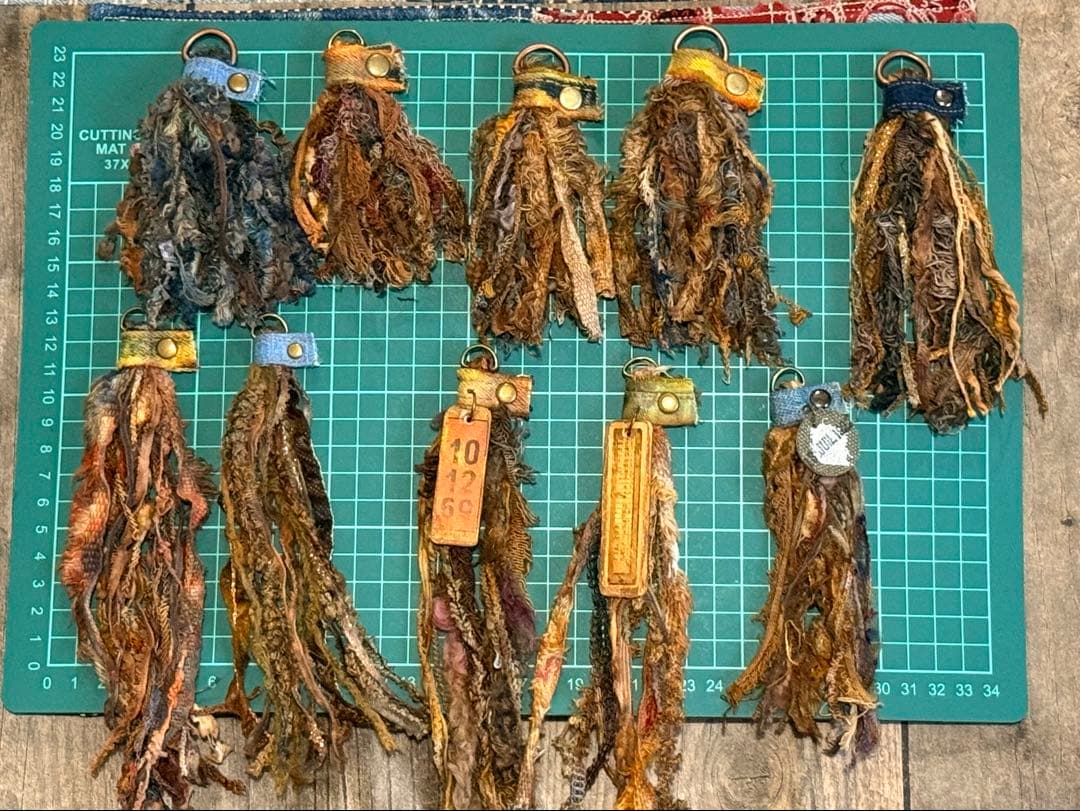 ❣️蘭❣️さま ハンドメイド‪ෆ‪.*・゜タッセルチャームセット