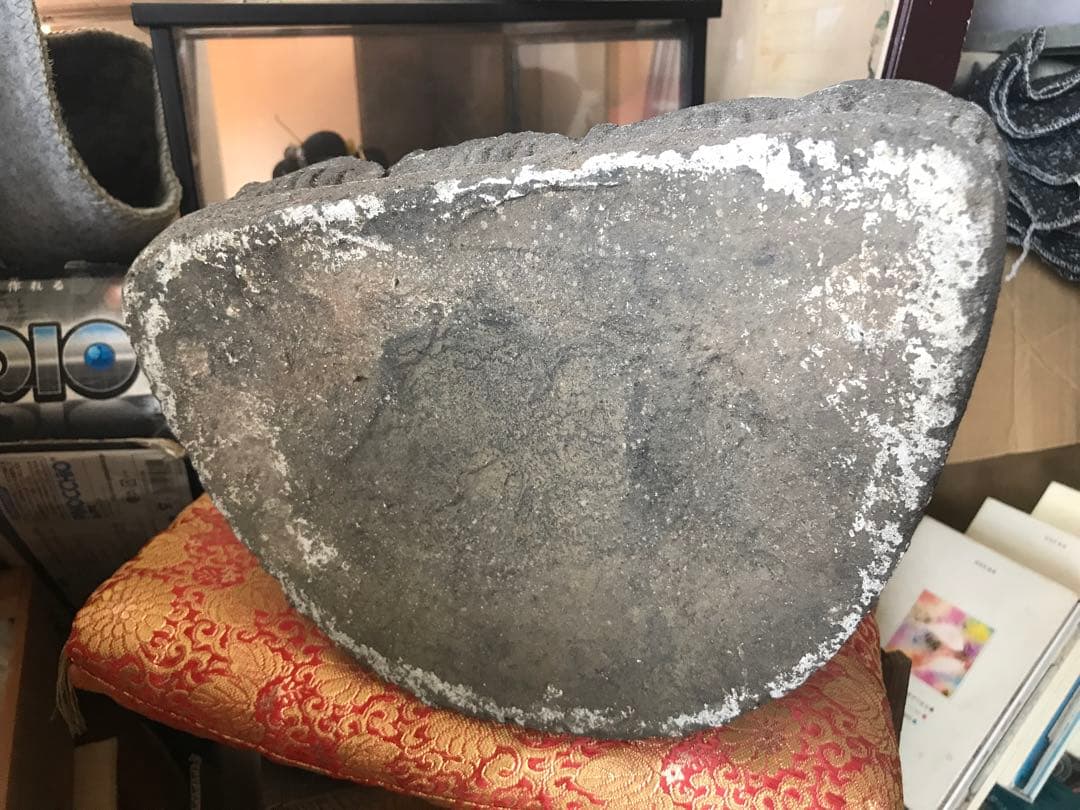 仏像　石　释迦如来