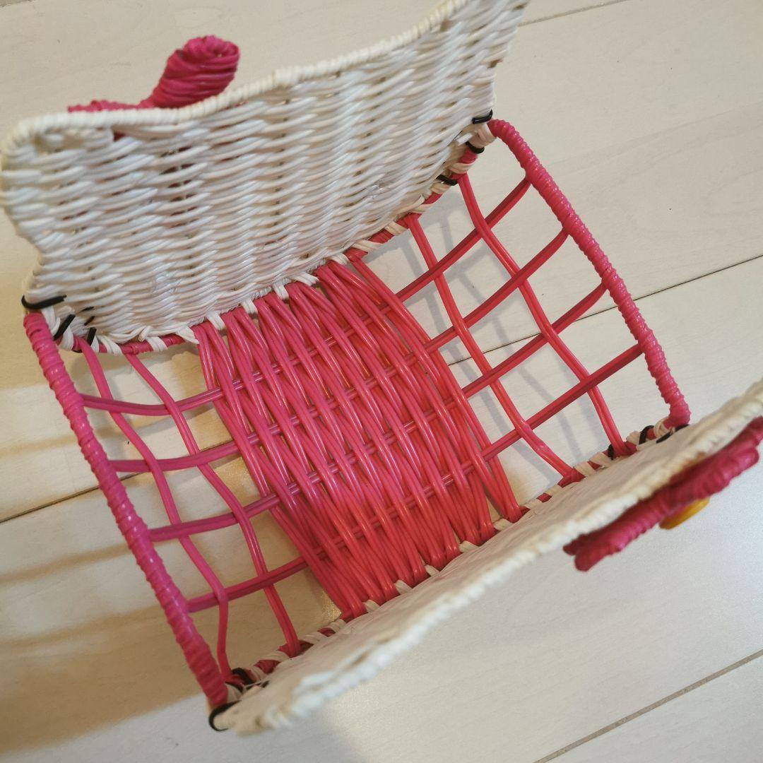 希少品☆ハローキティ藤風カゴ小物入れ収納 限定編みかご 収納ボックス