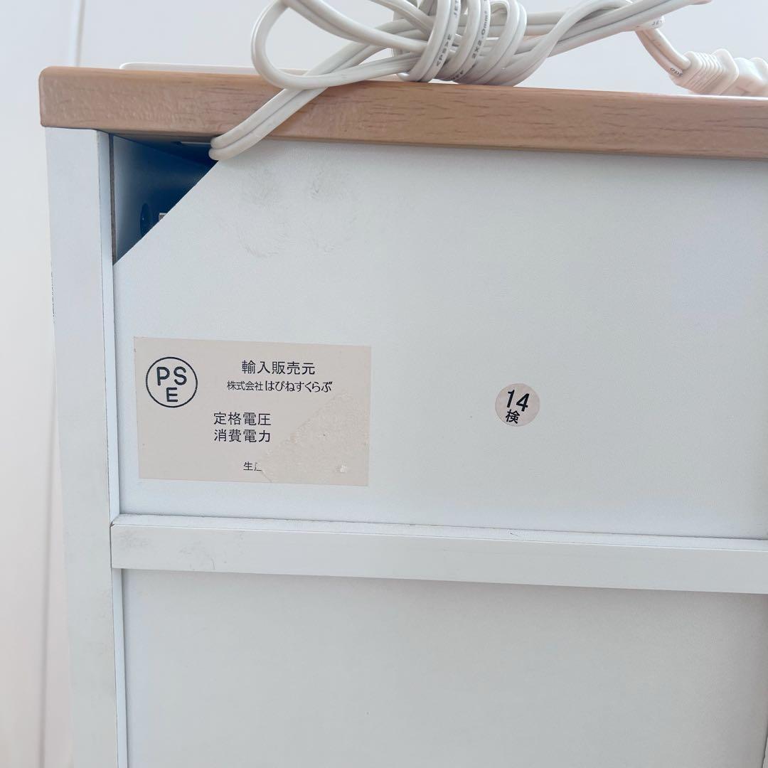 北欧　コンパクトキッチンカウンター　木目調　食器棚　ホワイトキャスターコンセント