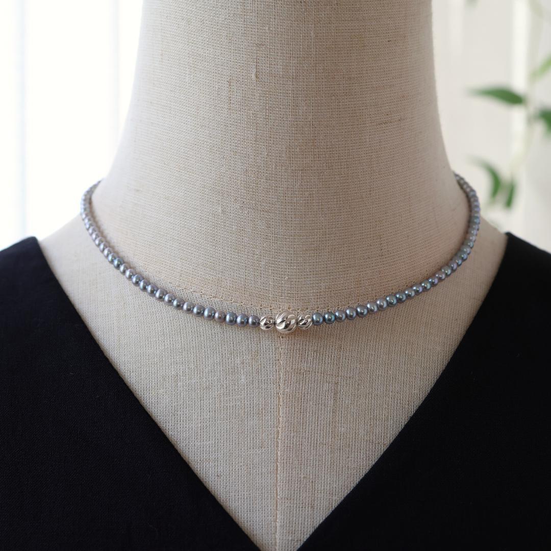 グレーベビーパールのネックレス　パール　グレーパール　ベビーパール