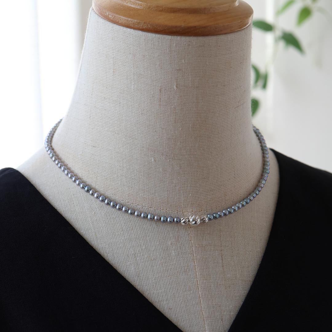 グレーベビーパールのネックレス　パール　グレーパール　ベビーパール