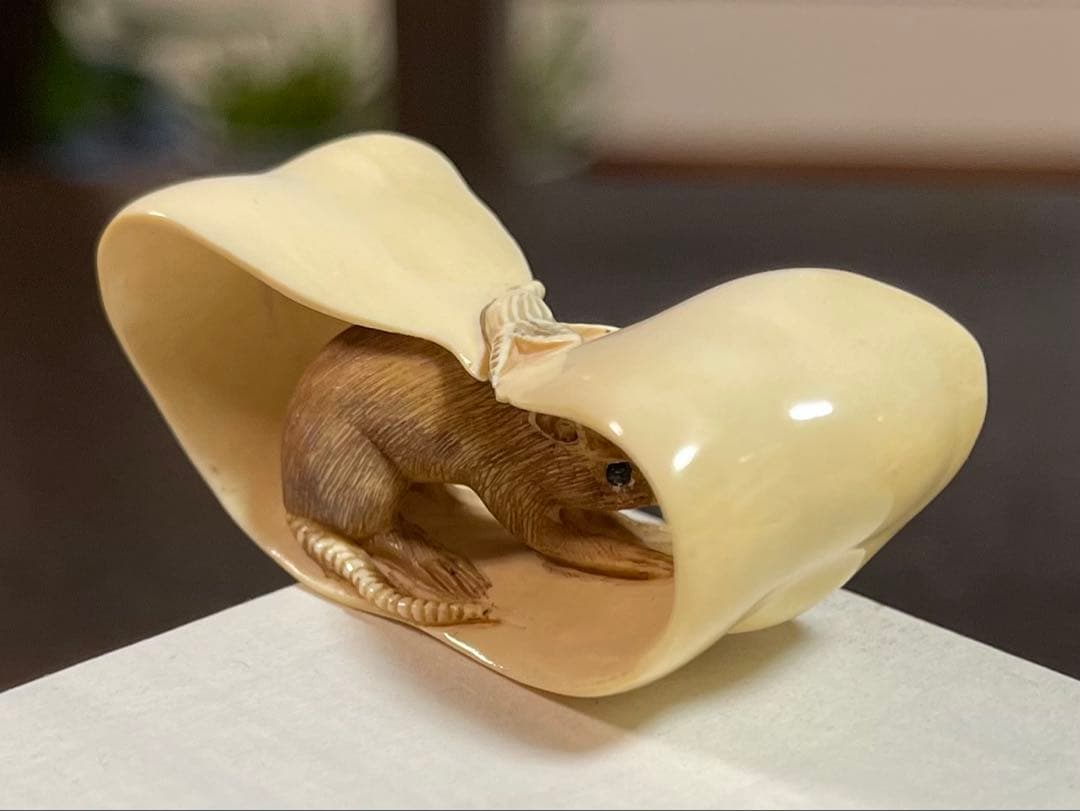 『ネズミ』 根付 　　（提げ物 /緒締め /帯留め /Netsuke）