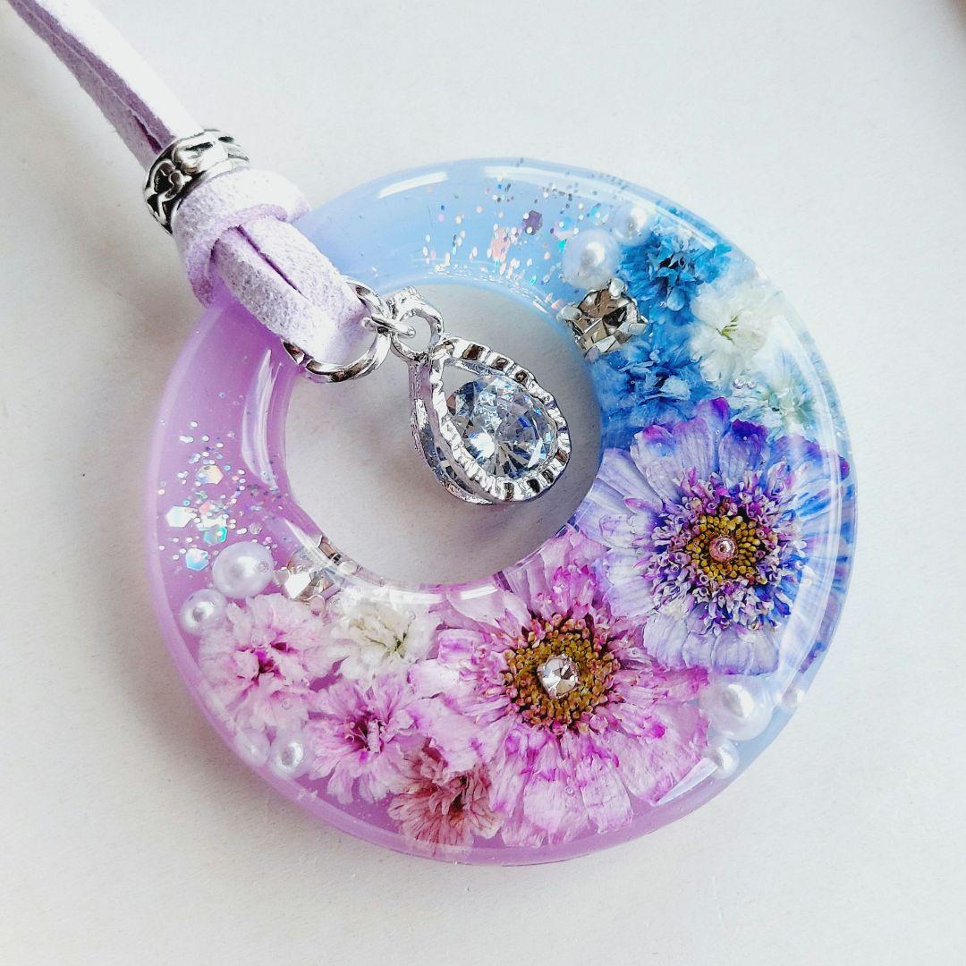 【1708】レジン　マトリカリア　ネックレス　ペンダント　ハンドメイド
