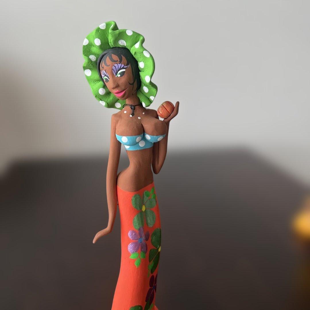 ハンドペイント　陶器　人形　インテリア　エキゾチック　ベネゼイラ